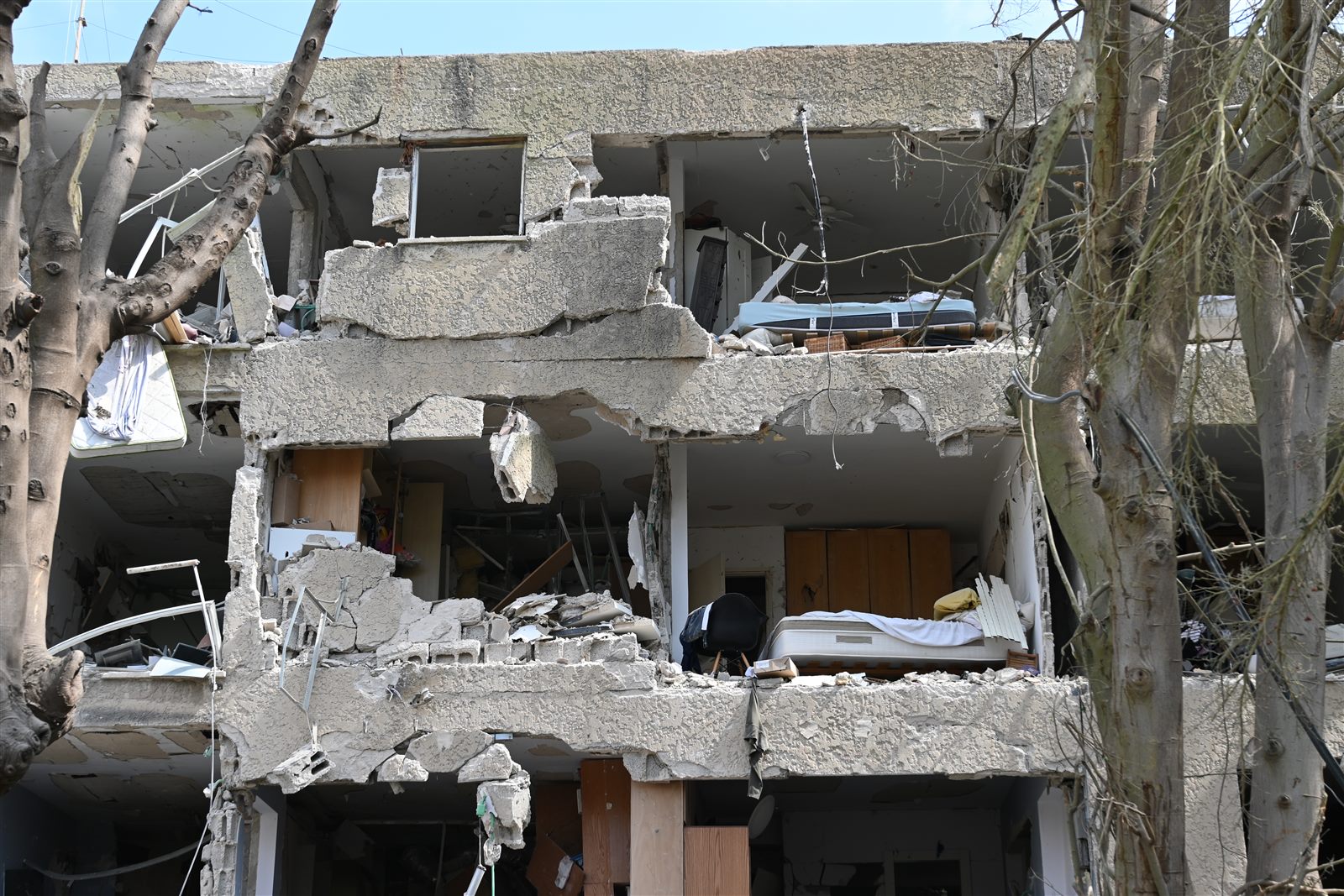 Apartments torn open by the earthquake